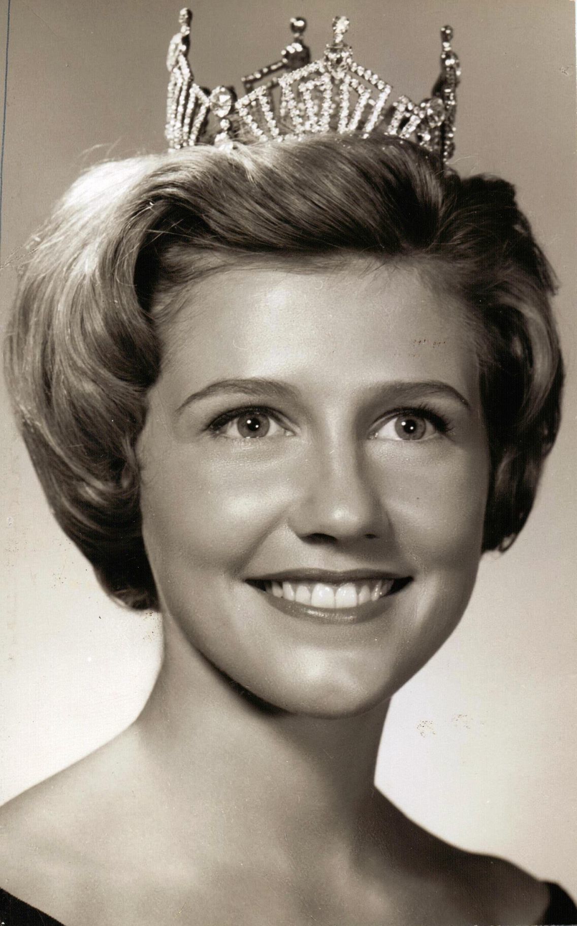 1963